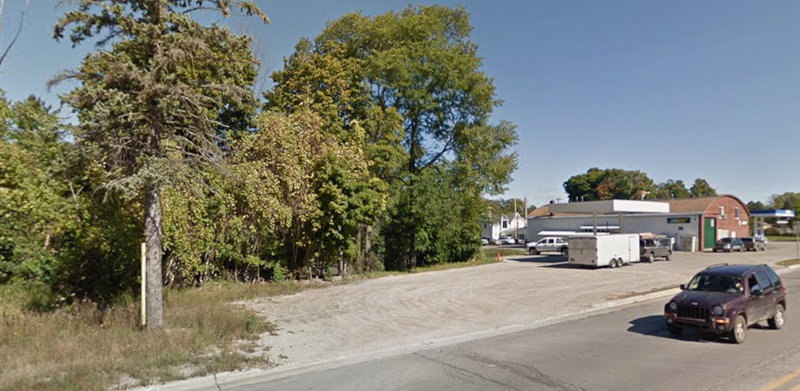 Rices Service and Cabins - The Lot In 2015 (newer photo)